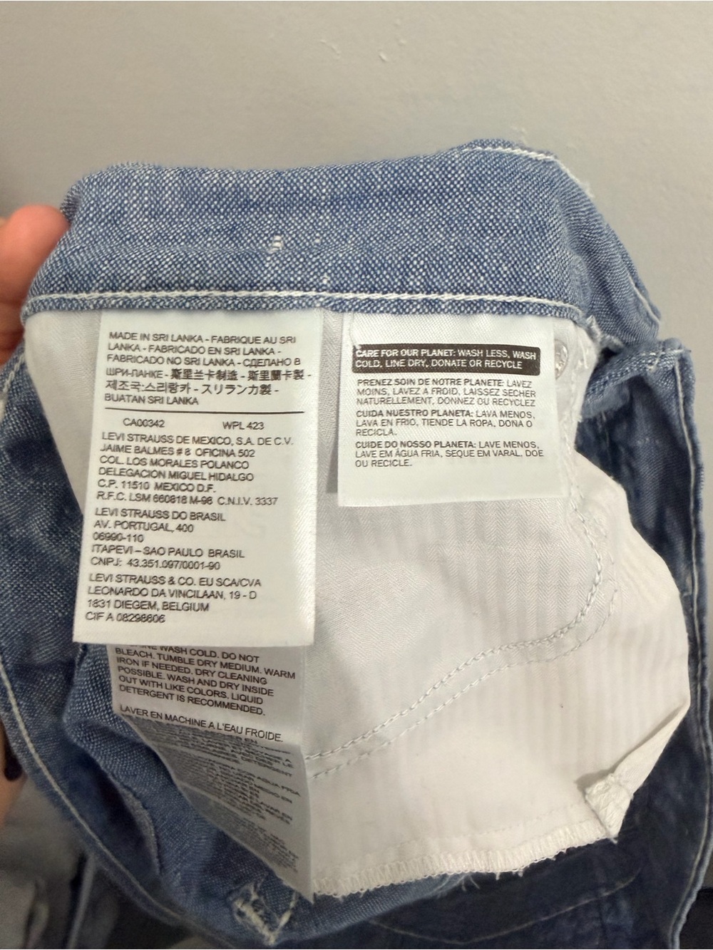 Levi's Boyfriend Linen Blend Pants 30 Blue Chambray Lightweight Trousers - Picture 8 of 9